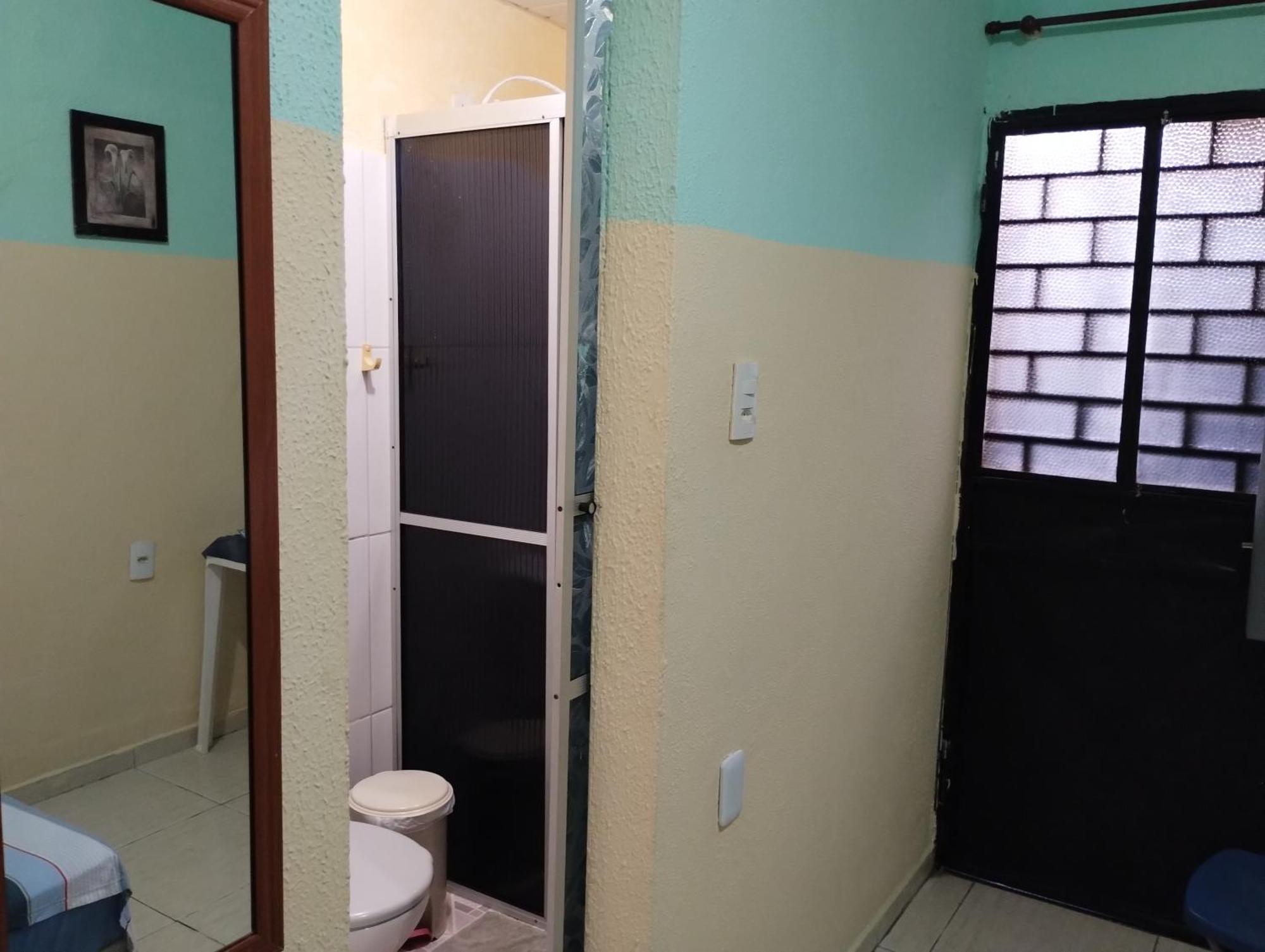 Quarto em Acomodações Particulares Residencial Andrea House